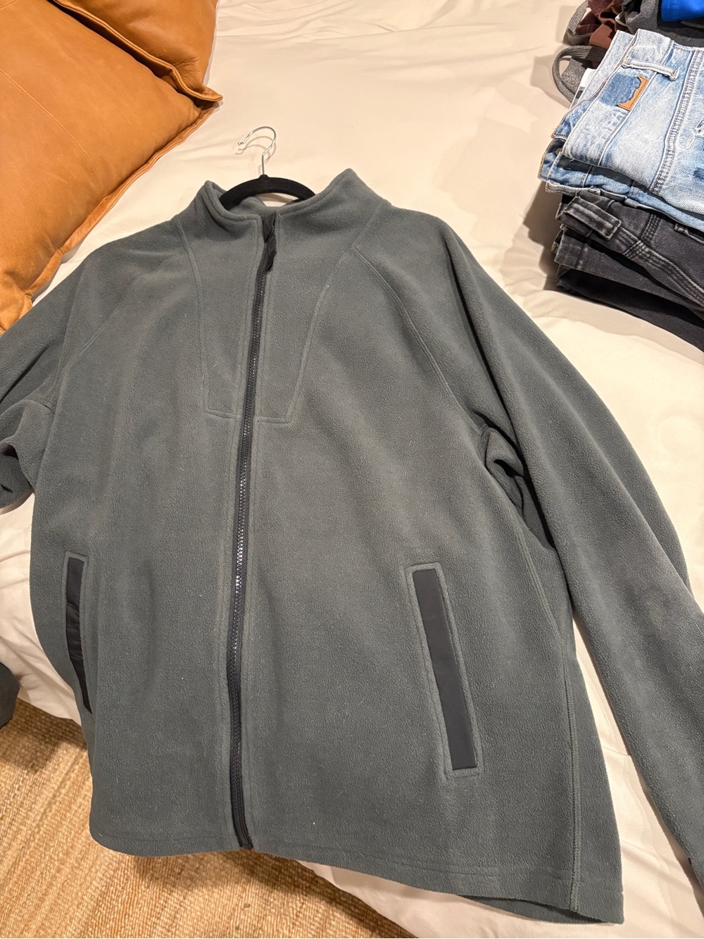 Brand New Fabletics Men's Full-Zip Fleece Jacket - Green